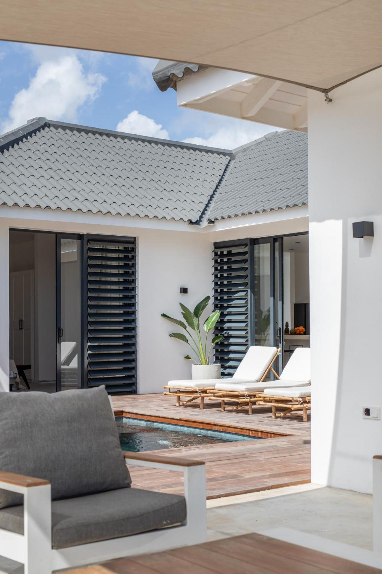 Villa Noma - Luxe Villa Met Uitzicht Spaanse Water Виллемстад Экстерьер фото
